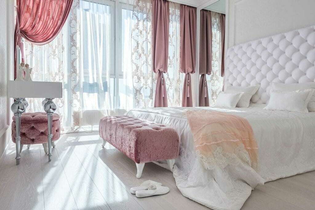 Shabby chic style bedroom design.