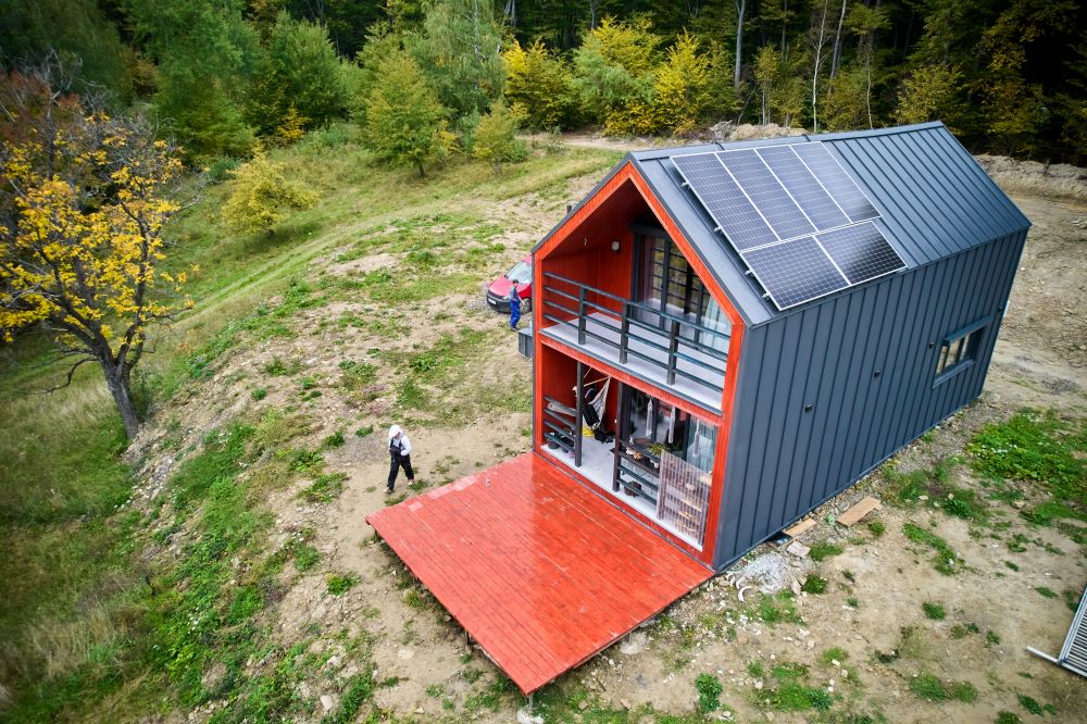 custom-tiny-home-builder-solar